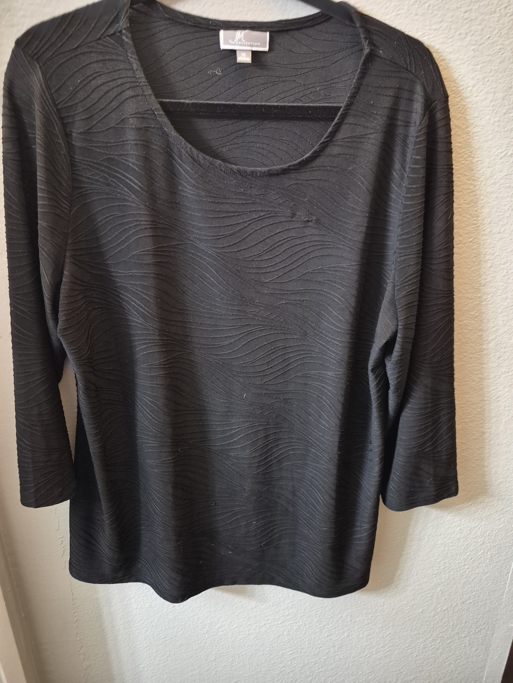 JM Collection Black Textured Long Sleeve Scoop Neck Top